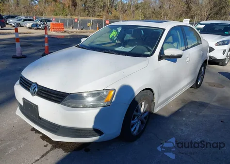 2011 Volkswagen Jetta 2.5L Se z USA, uszkodzony, nr VIN 3VWDZ7AJ2BM319355